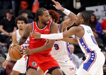 Kawhi Leonard, Tyrese Maxey Injuries Further Muddy The All-NBA Race